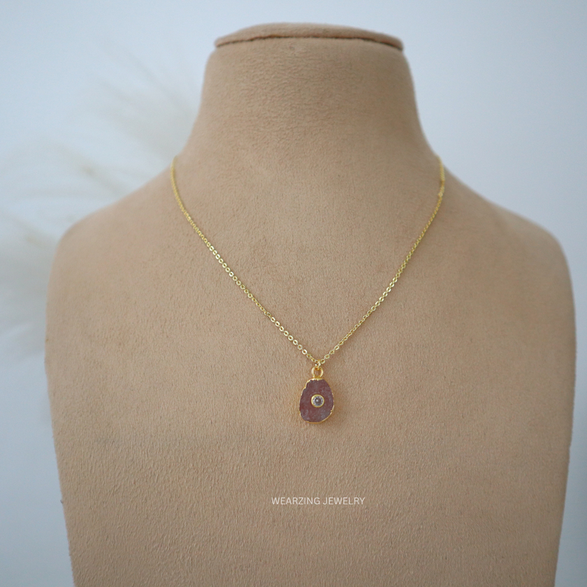 Rose Quartz Majestic Pendant