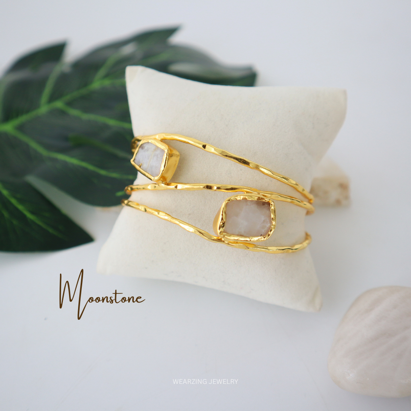 Arch Moonstone Cuff