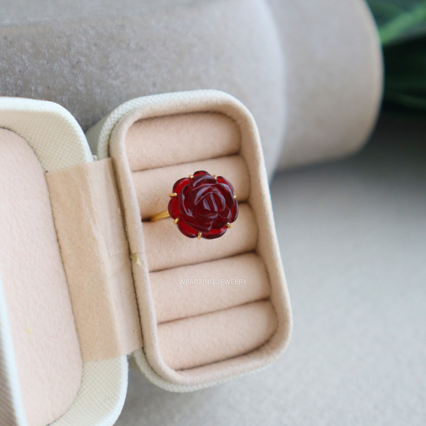 Red Rose Ring