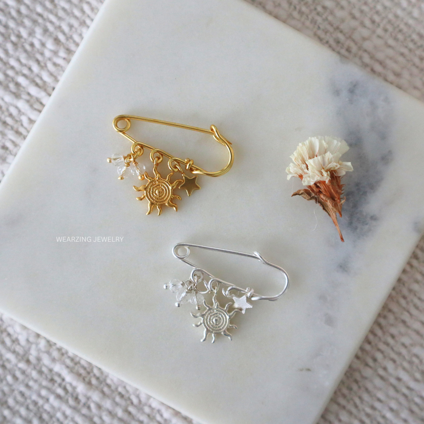 Spark Ray Charms Brooch