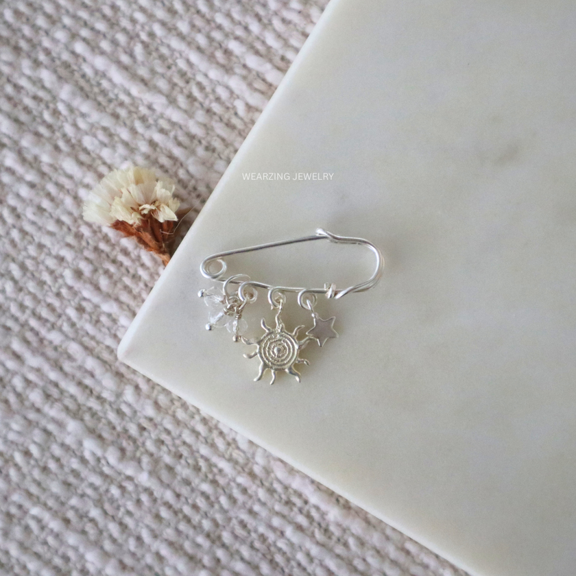 Spark Ray Charms Brooch