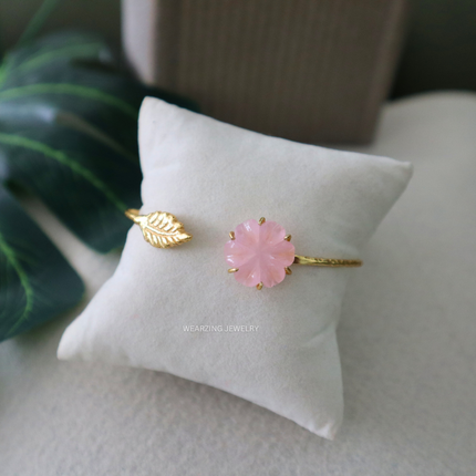 Pink Daisy Leaf Bracelet
