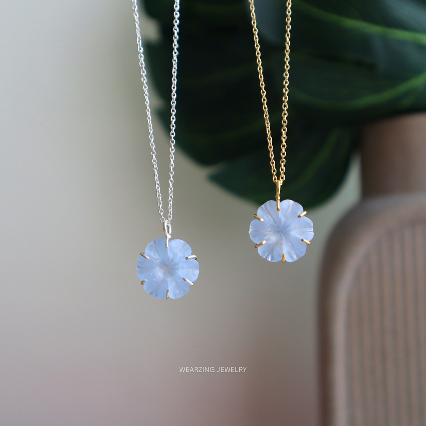 Blue Daisy Flower Pendant