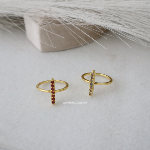 Dainty Line Ring