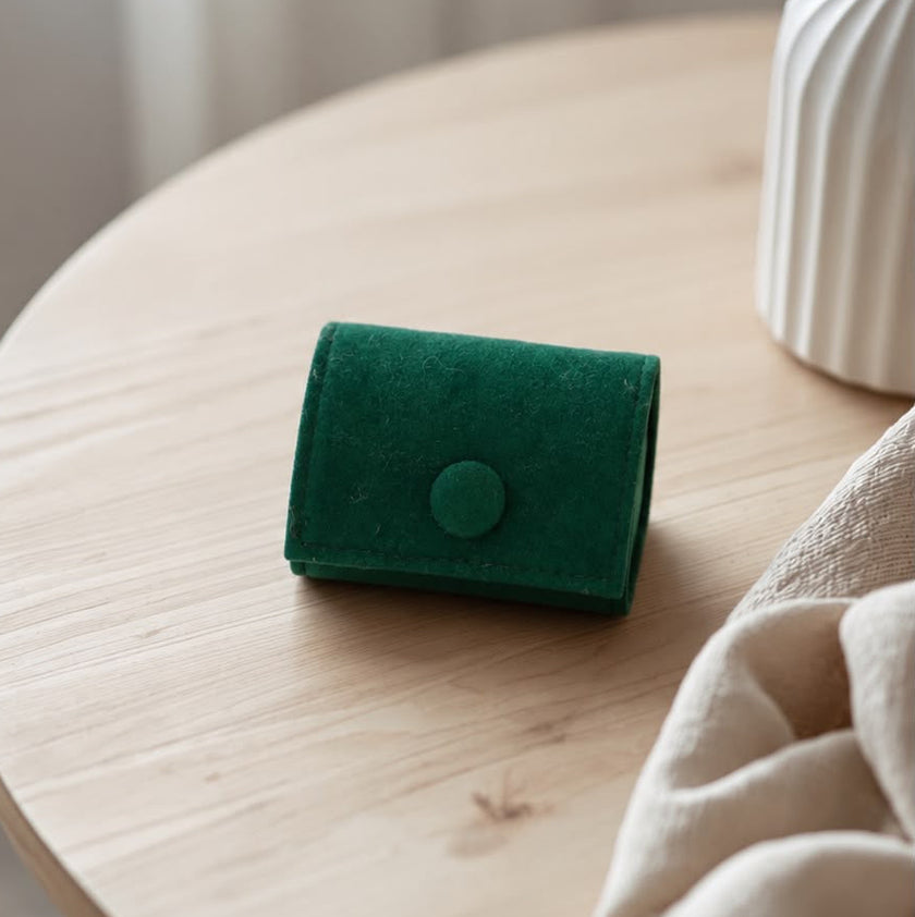 Mini Green Pouch for Ring and Gifting