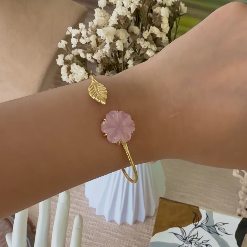 Pink Daisy Leaf Bracelet