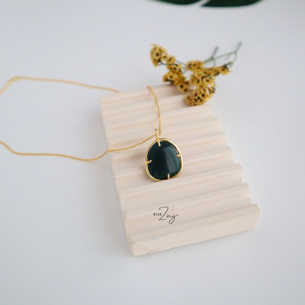 Bloodstone - Nova Pendant WearZing Gold 