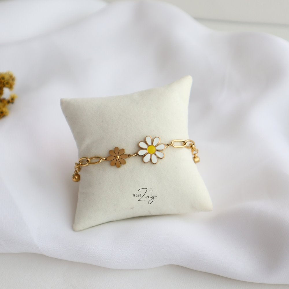 Daisy Charm Chain Bracelet WearZing 