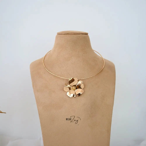 Floral Dip Hasli Set WearZing - Crystal Jewelry Store in India
