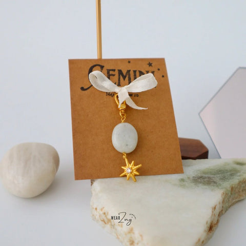 Zodiac Aura Bagcharm/Keychain WearZing Gemini 