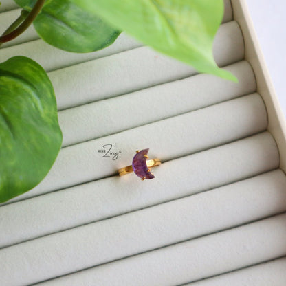 Minimal Moon Ring WearZing Amethyst 